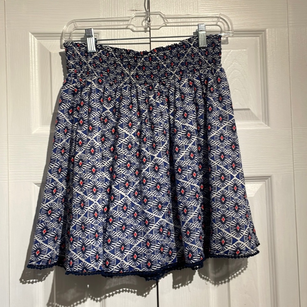 Old Navy blue patterned skirt size small